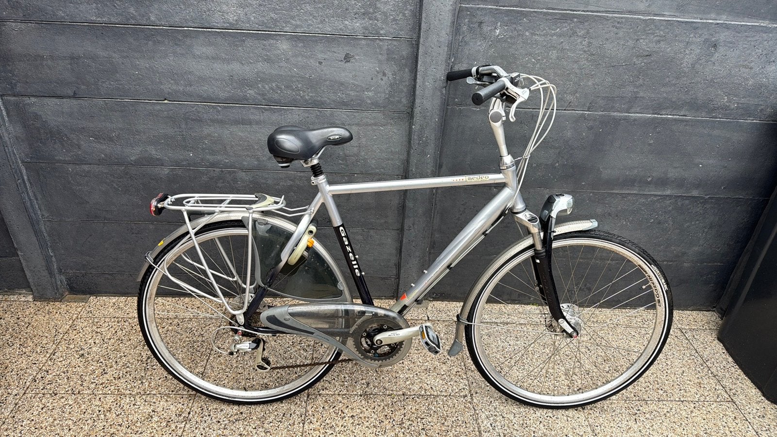 Zeer nette herenfiets Gazelle 28 inch.24 versnellingen, Fietsen en Brommers, Fietsen | Heren | Herenfietsen, Ophalen, Versnellingen