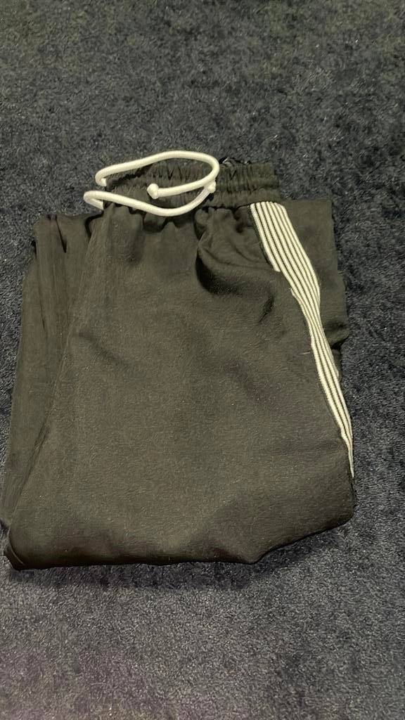 Zwarte baggy joggingbroek met lijnen S, Zwart, Ophalen of Verzenden, Maat 36 (S), Lang