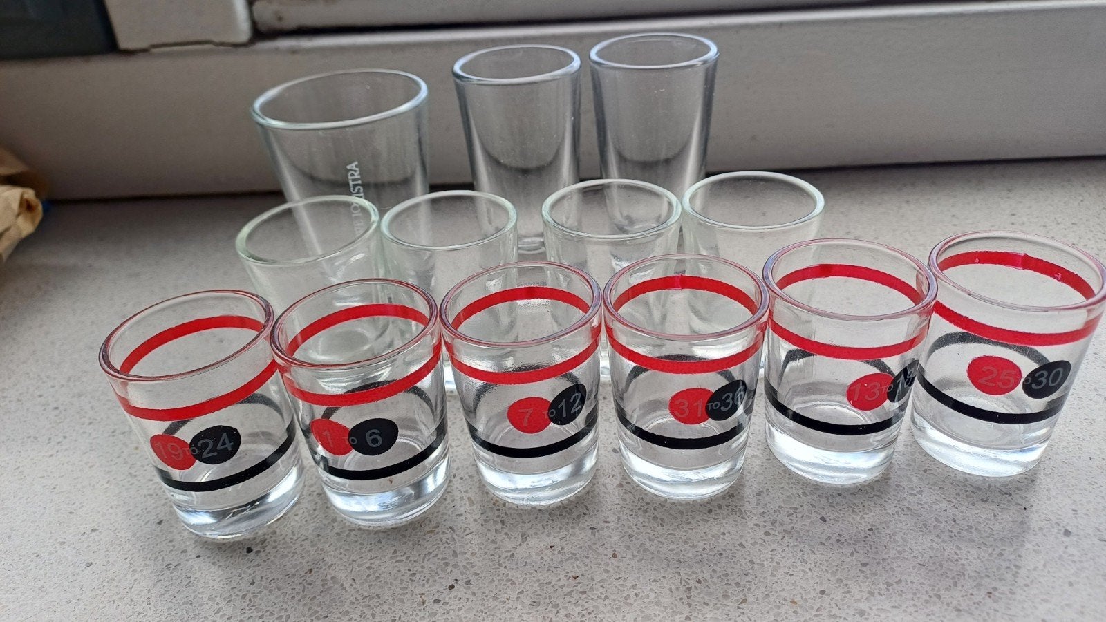Gratis: Diverse shotglaasjes in goede staat, Overige typen, Ophalen, Zo goed als nieuw, Glas