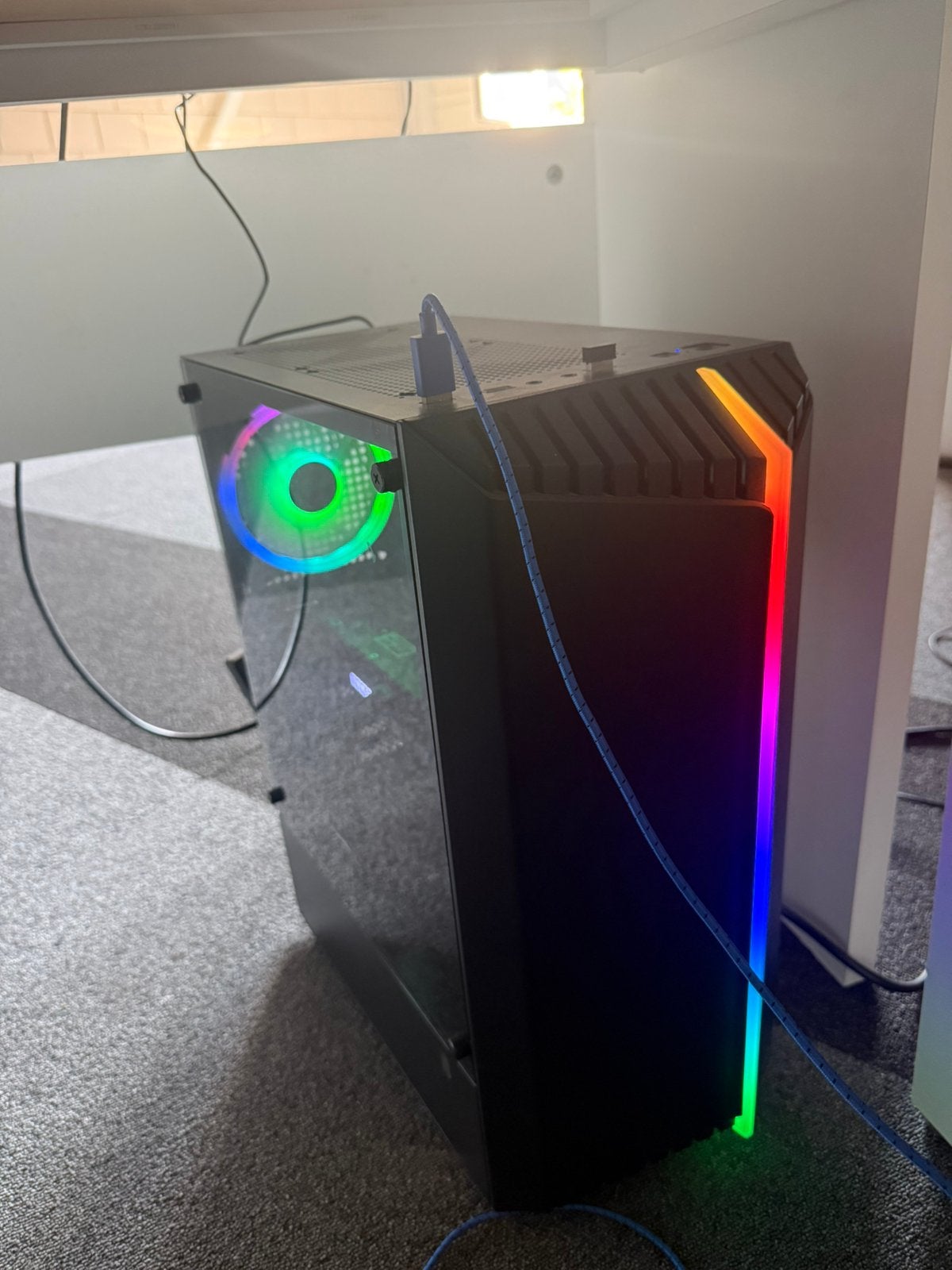 Gaming pc + monitor + controller, Spelcomputers en Games, Games | Pc, Overige genres, 1 speler, Ophalen of Verzenden, Zo goed als nieuw