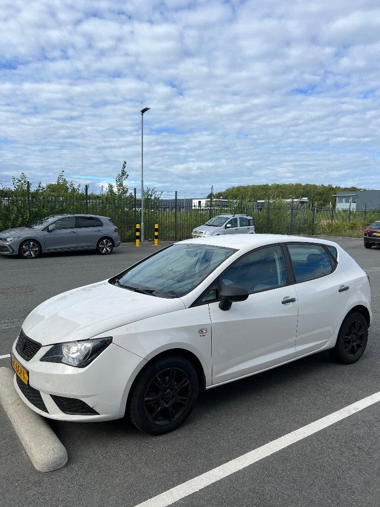Seat Ibiza 1.2 TSI 77KW 2012 Wit, Auto's, Seat, Voorwielaandrijving, Euro 5, Stof, 40 €/maand