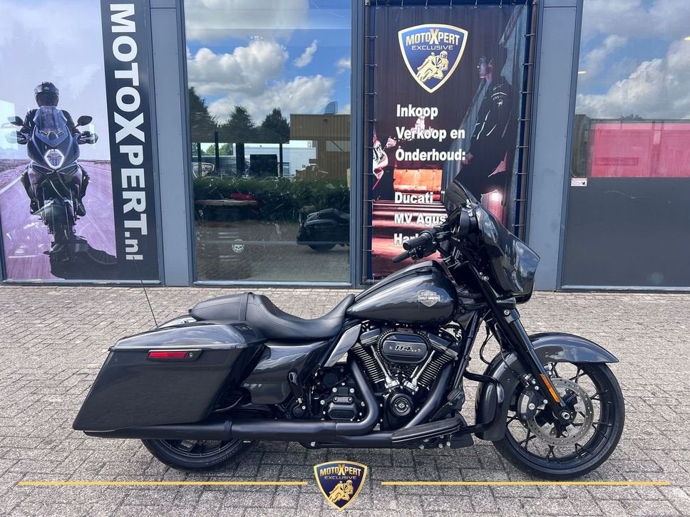 HARLEY-DAVIDSON FLHXS SREET GLIDE SPECIAL 114 (bj 2022), 2 cilinders, HARLEY-DAVIDSON, Motorrijbewijs A, Bedrijf