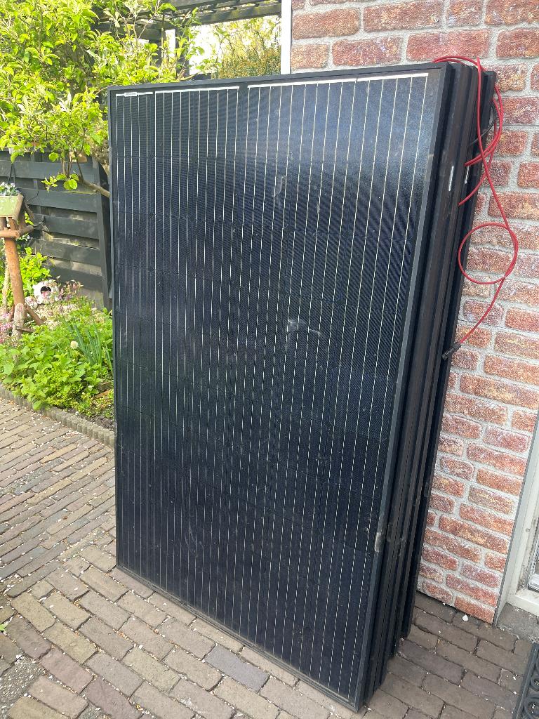 Zonnepanelen, Doe-het-zelf en Verbouw, Zonnepanelen en Toebehoren, Ophalen, Gebruikt, Compleet systeem, 200 wattpiek of meer