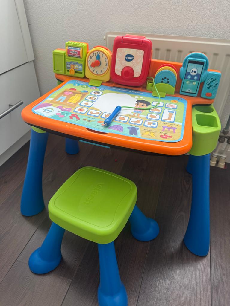 VTech Magisch Bureau 3-in-1 met krukje, Kinderen en Baby's, Ophalen, Zo goed als nieuw, 2 tot 4 jaar