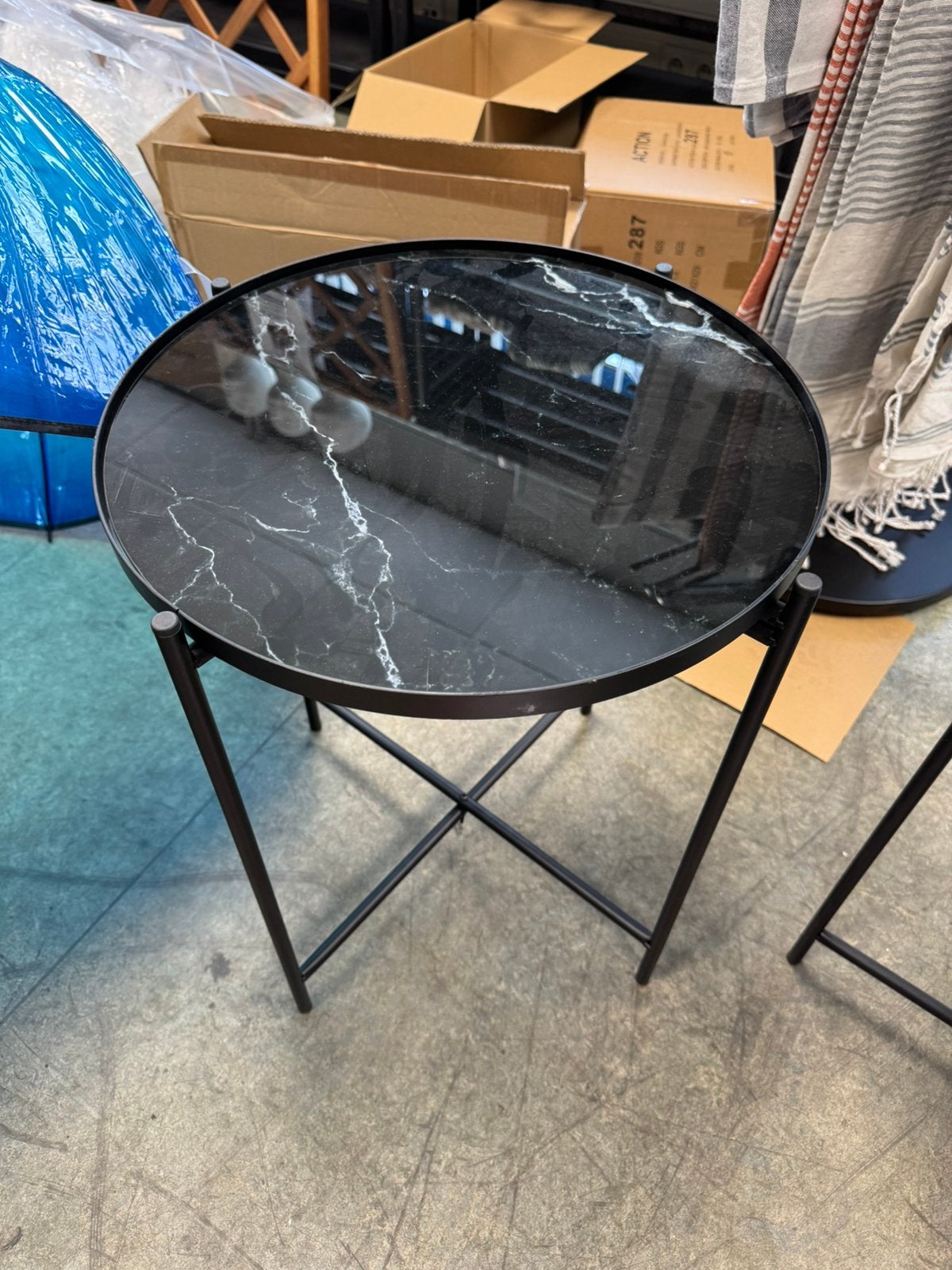 Partijhandel 10 x tafel goedkoop partij handel, Ophalen, Nieuw, Rond