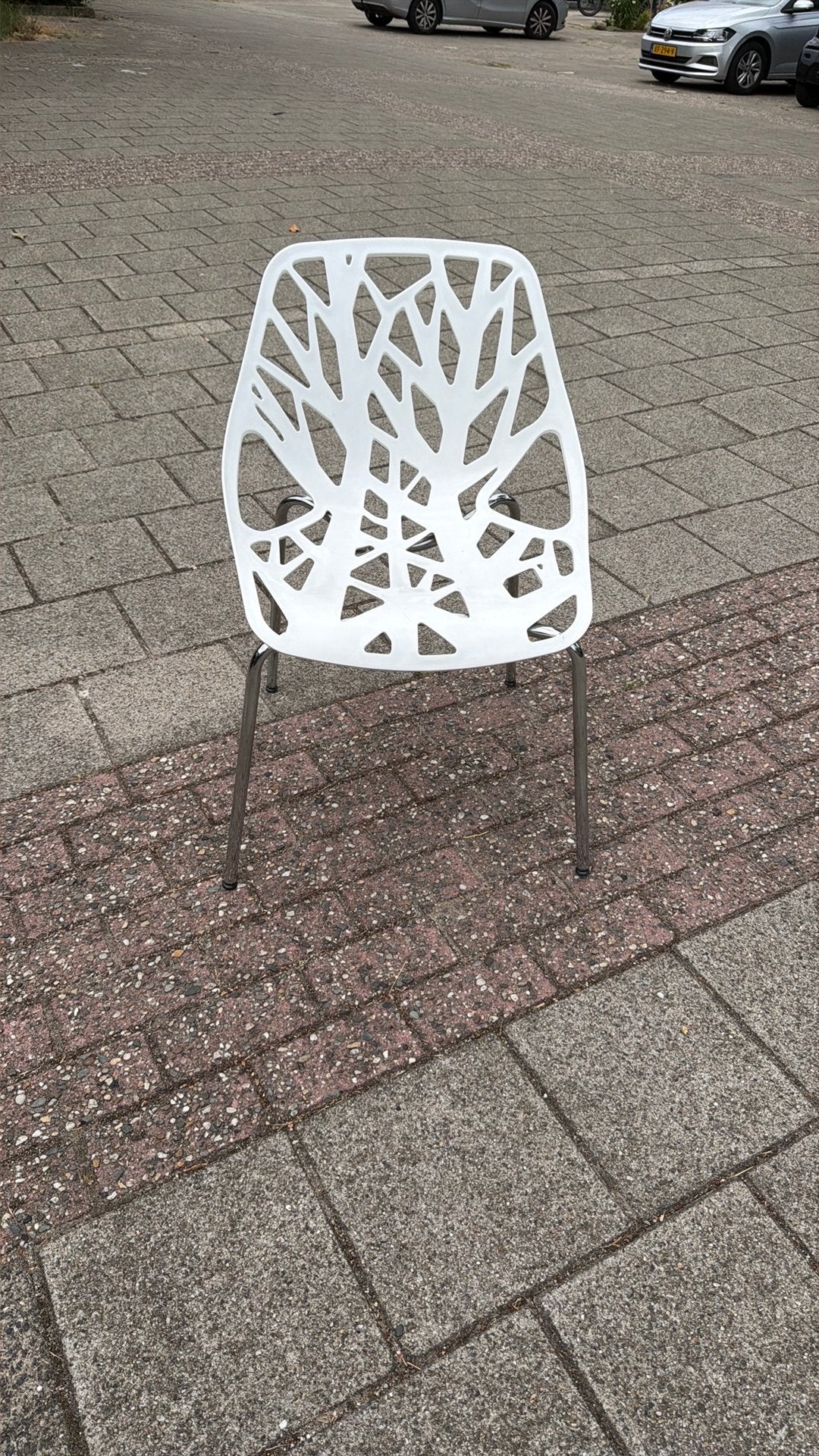 Magnolia chairs - design stoelen, Ophalen, Kunststof, Gebruikt, Wit