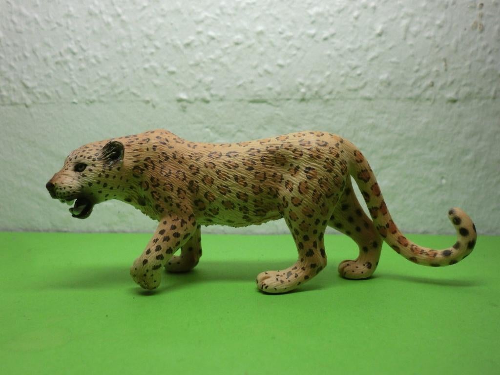 Schleich 14360 luipaard, dierfiguur, Verzamelen, Dierenverzamelingen, Ophalen of Verzenden, Zo goed als nieuw, Wild dier, Beeldje of Figuurtje
