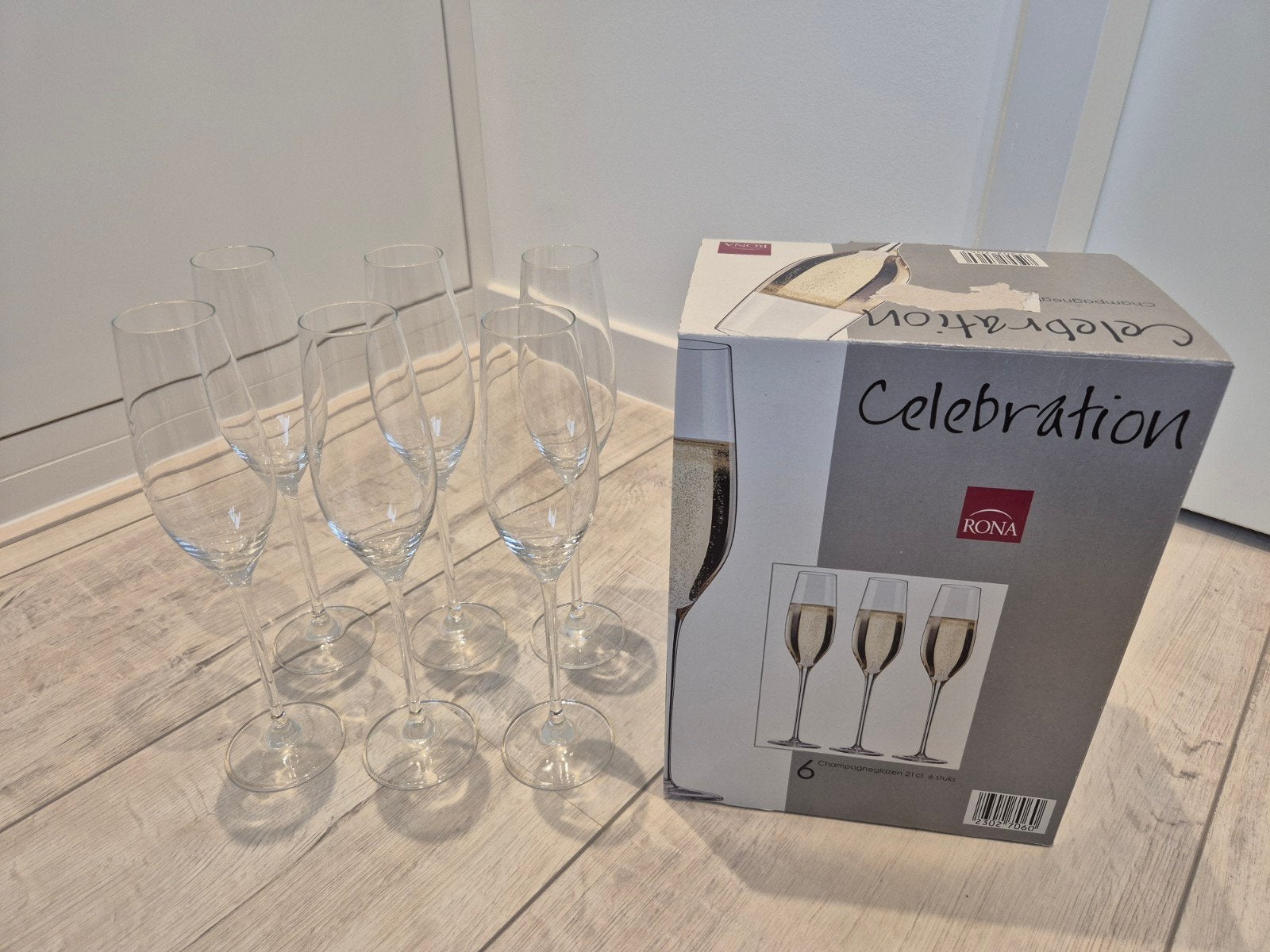 NIEUW: 6x champagneglazen. Nooit gebruikt, Verzamelen, Ophalen, Nieuw, Overige typen