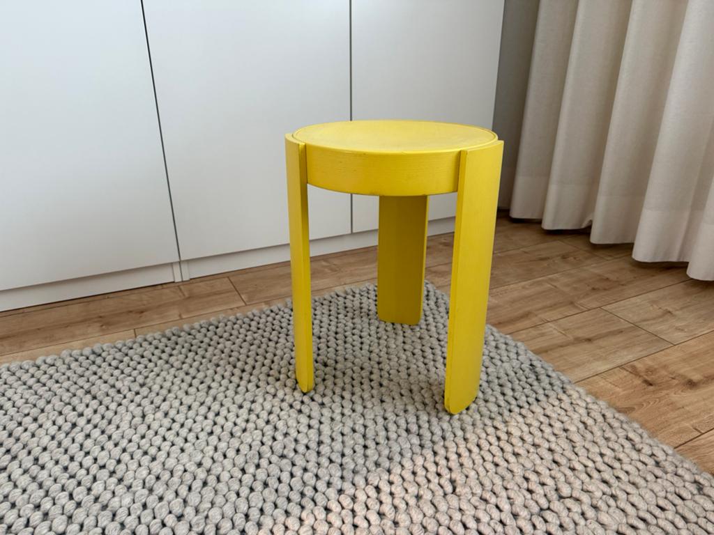 HEM Pal stool / kruk - geel, Huis en Inrichting, Krukjes, Ophalen, Gebruikt, Hout