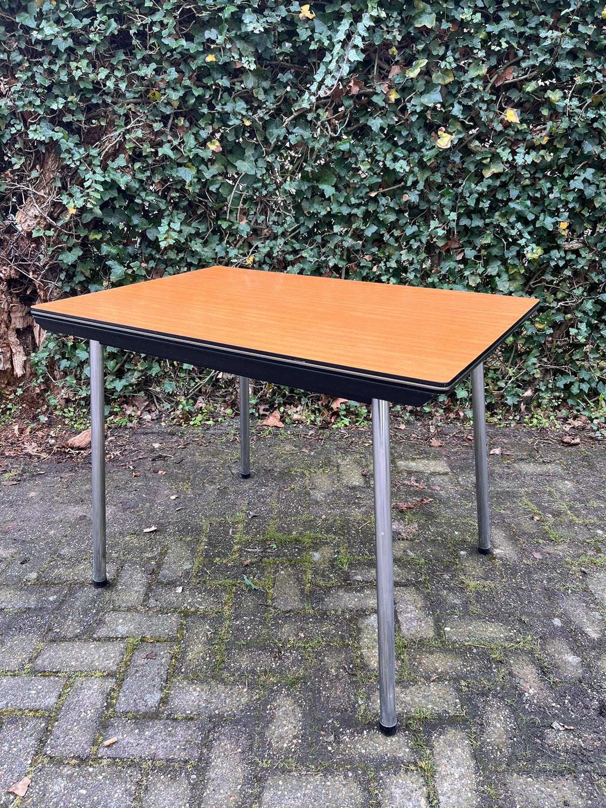 Formica uitschuifbare tafel, Vijf personen of meer, 150 tot 200 cm, Rechthoekig, 50 tot 100 cm