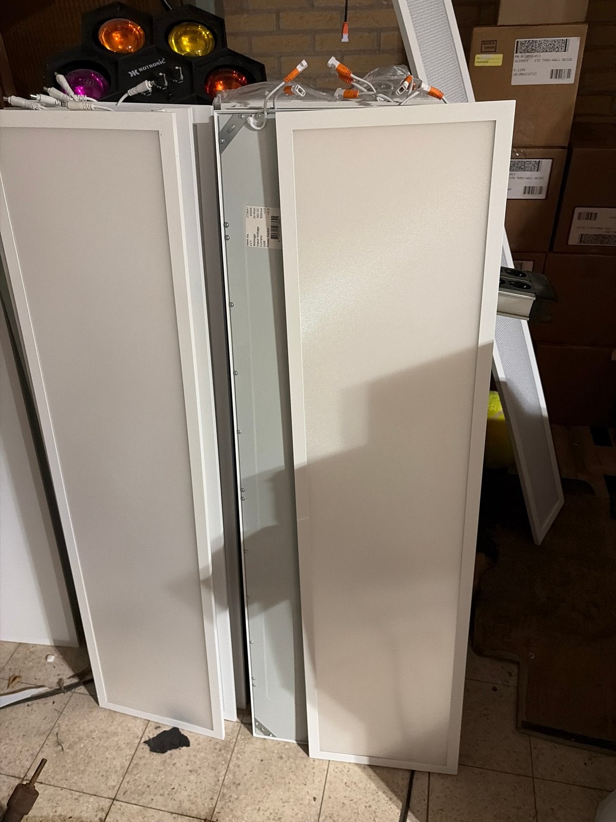 10 stuks LED Paneel 120x30 cm - 3000 K nieuw  69 €, Kunststof, Modern, LED, Nieuw