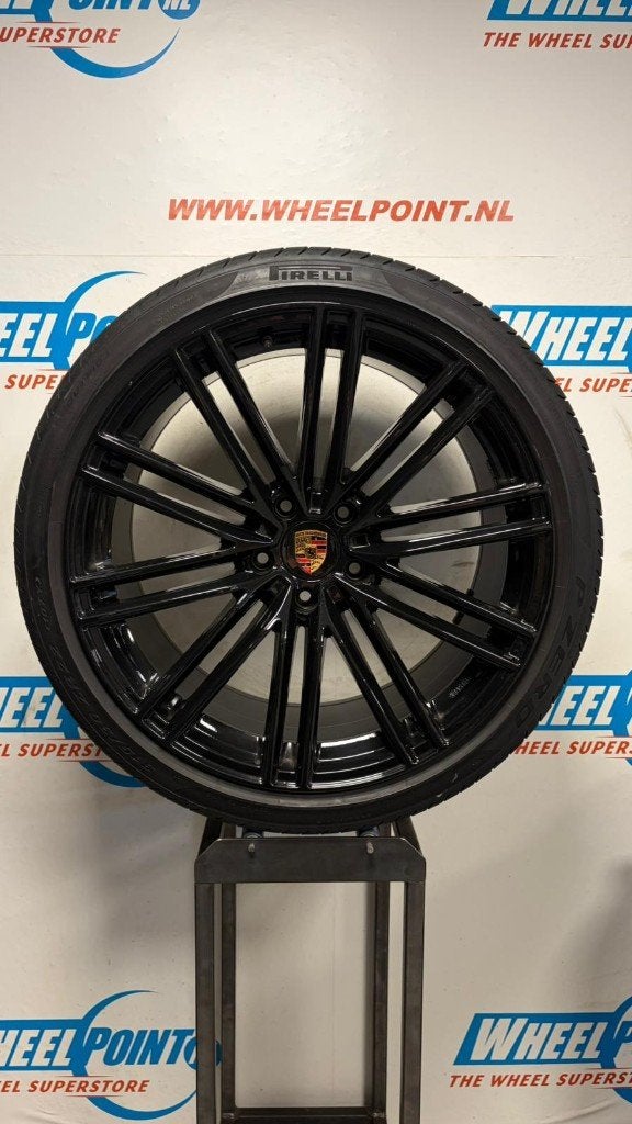 22'' Avus ACM 08 Velgen Porsche Cayenne 5x130 Zomerbanden, Gebruikt, 285 mm, Banden en Velgen, Overige maten