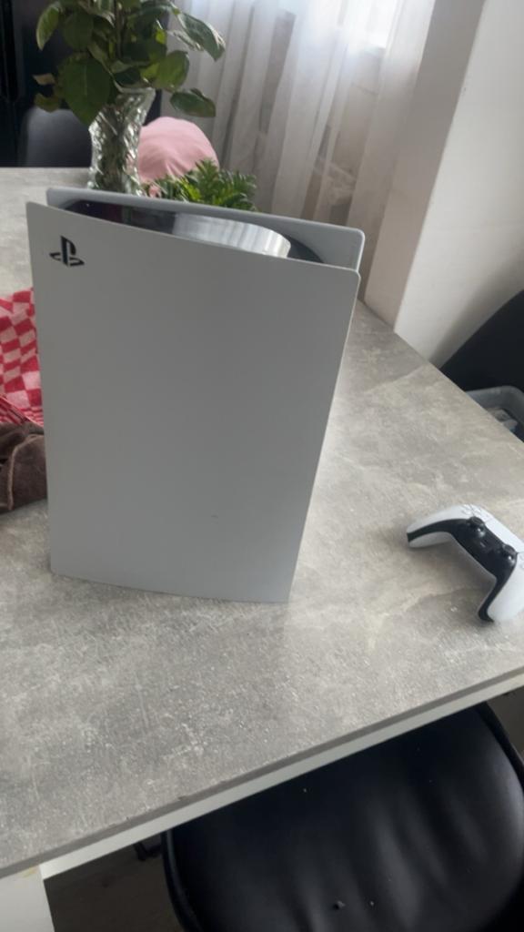 Playstation 5 met controller en kabels - USB poort defect, Ophalen, Zo goed als nieuw