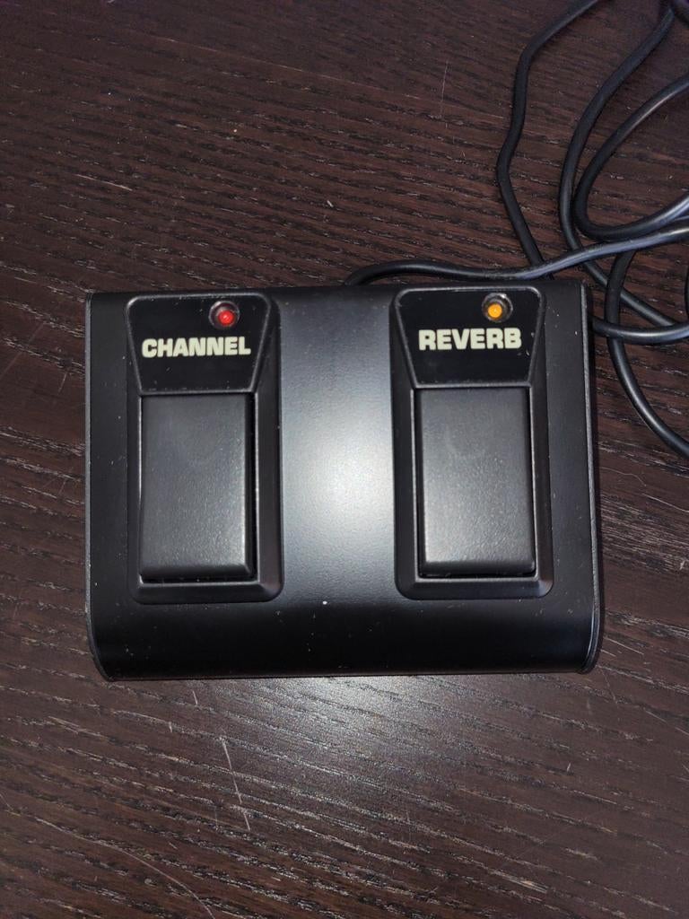 Behringer Bugera footswitch, Ophalen of Verzenden, Zo goed als nieuw