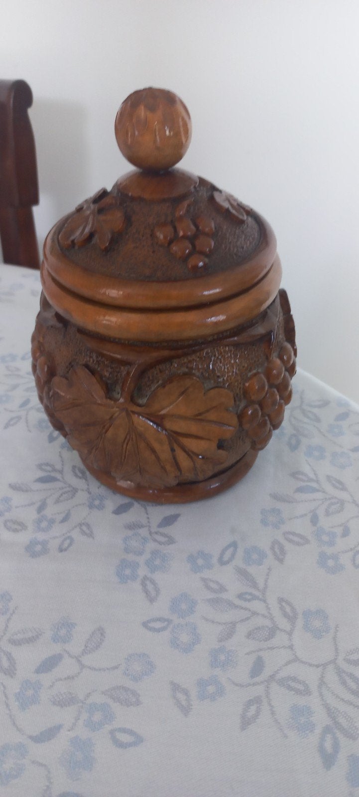 Hout Dekselpot Druiven en Bladeren, Antiek en Kunst, Ophalen of Verzenden