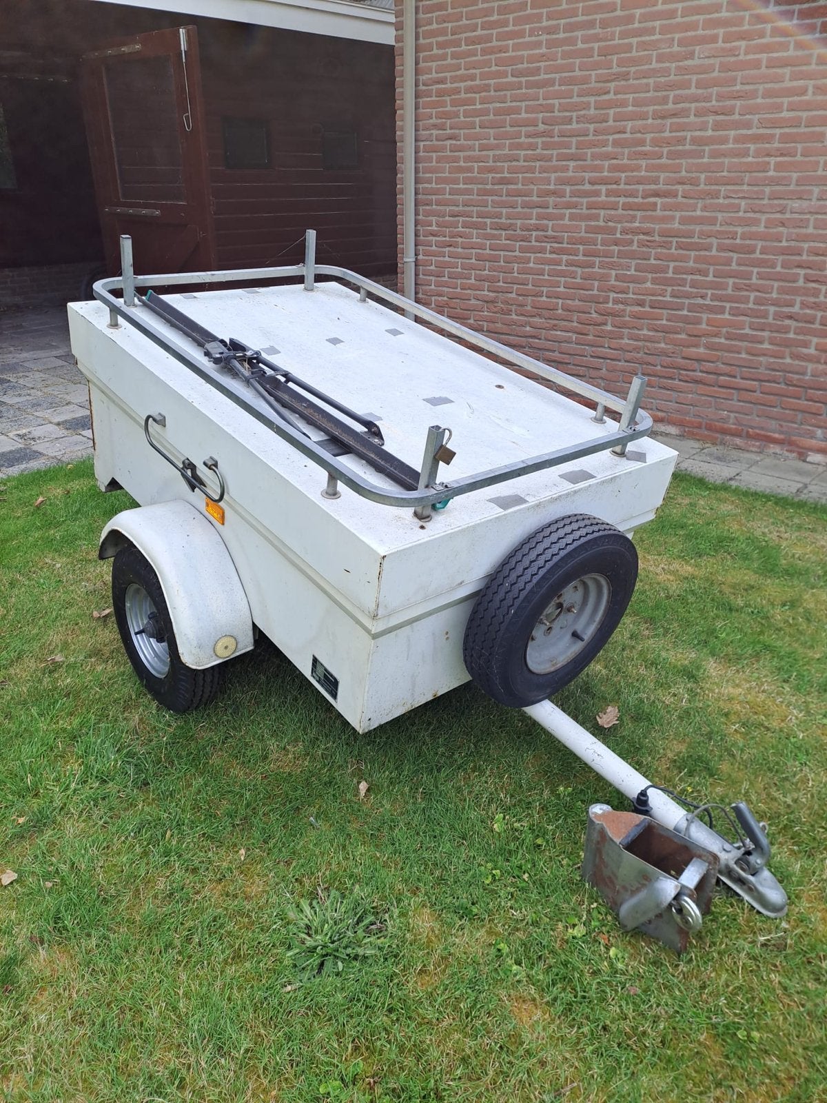 Saris Aanhanger ARBA - Compacte en stevige bagagewagen, Auto diversen, Aanhangers en Bagagewagens, Ophalen, Gebruikt
