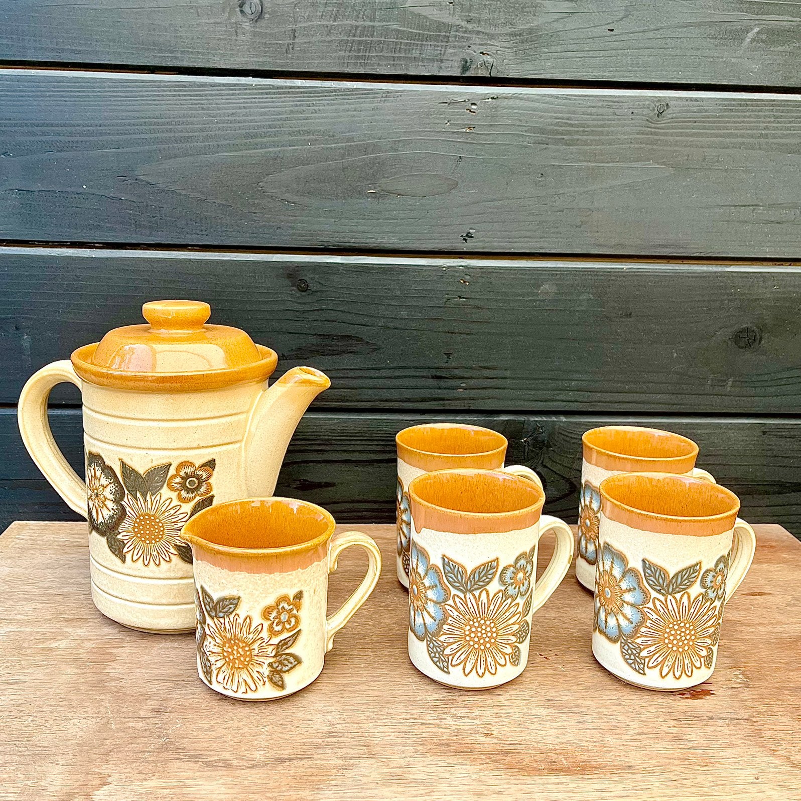 5 vintage mokken en theepot van Ashdale Pottery met bloemen, Ophalen of Verzenden
