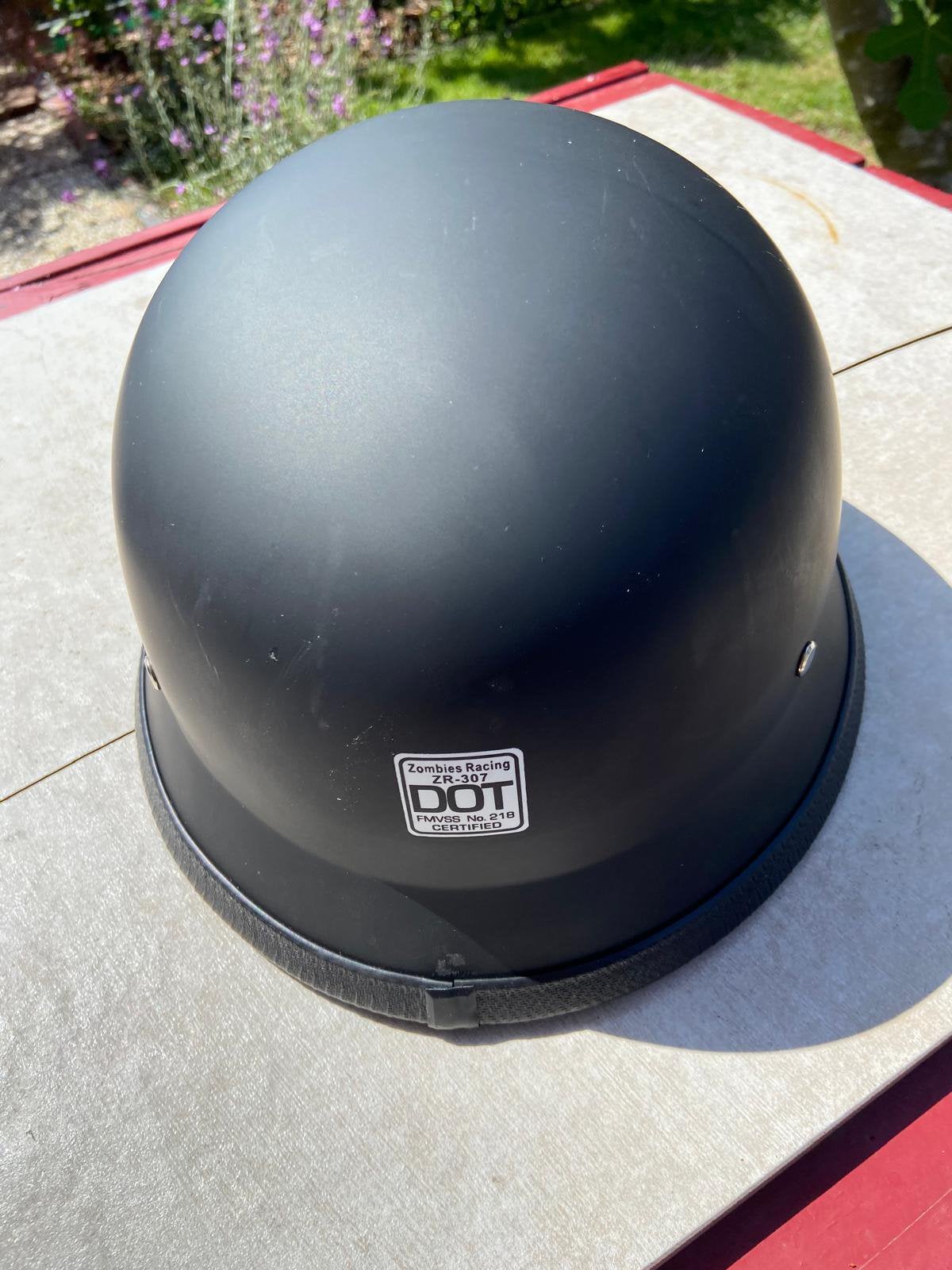 Retro helm zwart, Fietsen en Brommers, Brommerhelmen, Ophalen, Zo goed als nieuw, Extra large of groter