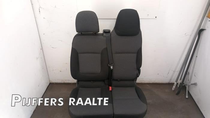 Bank rechts-voor van een Renault Trafic, Gebruikt, -, Renault, -