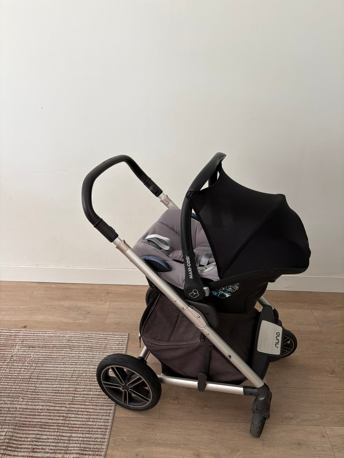 Nuna Mixx Kinderwagen – Met veel accessoires, Kinderen en Baby's, Ophalen, Zo goed als nieuw, Overige merken