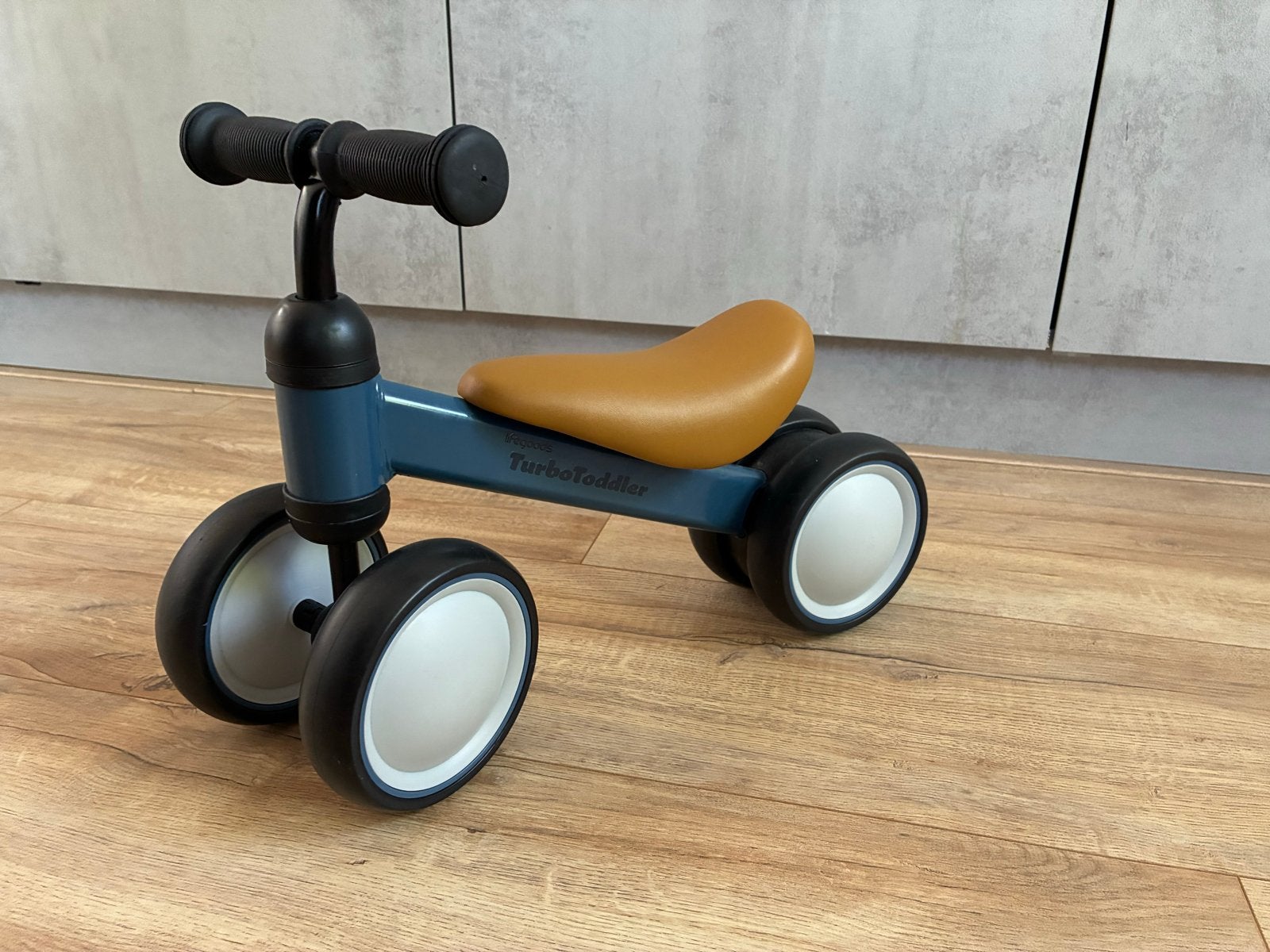 TurboToddler Loopfiets - Perfect voor de kleintjes!, Ophalen of Verzenden, Zo goed als nieuw, Loopfiets