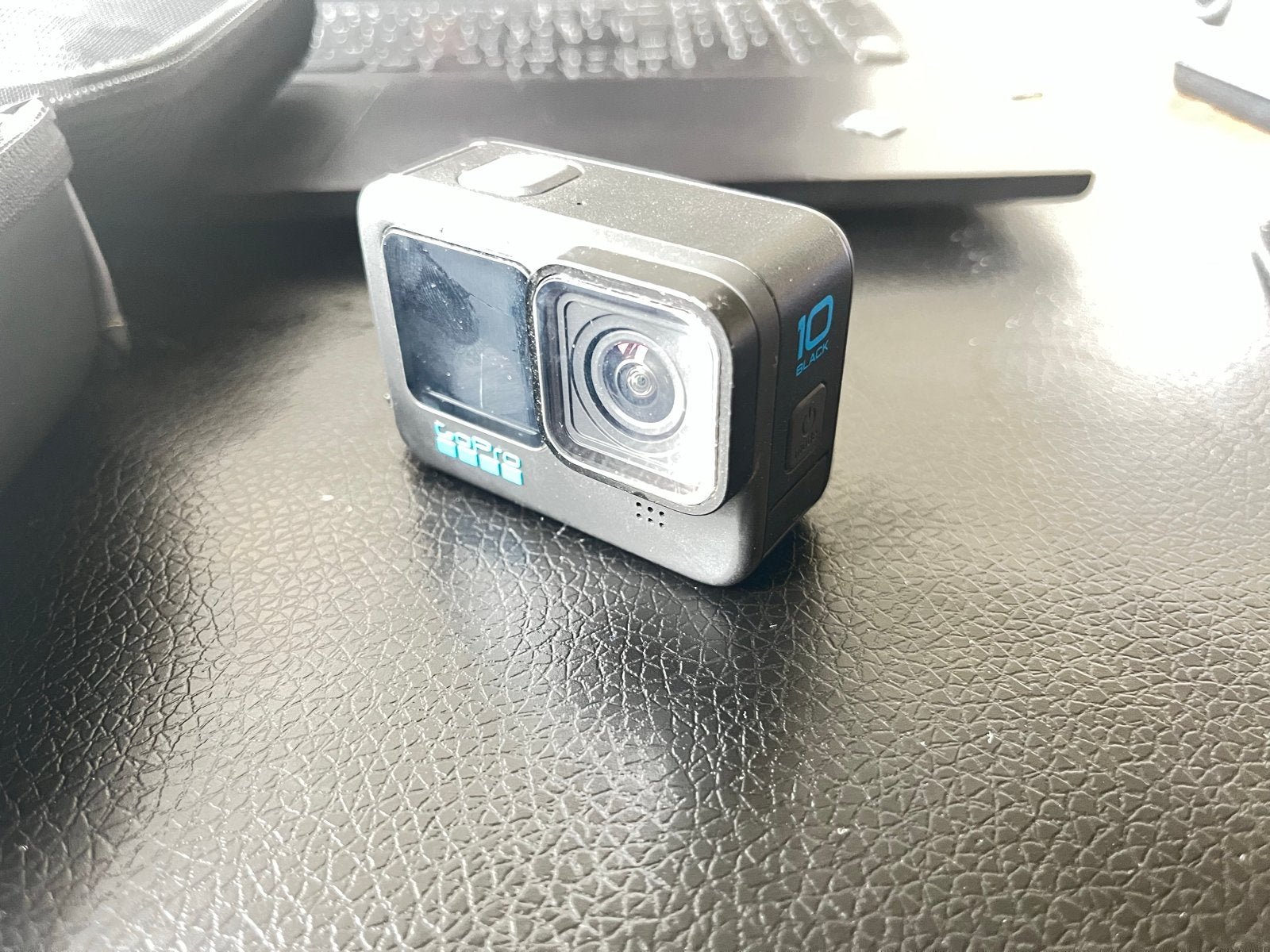 Titlu: GoPro HERO10 Black+ 64GB,2 accu’s en veel accessoires, Ophalen of Verzenden, Zo goed als nieuw, GoPro