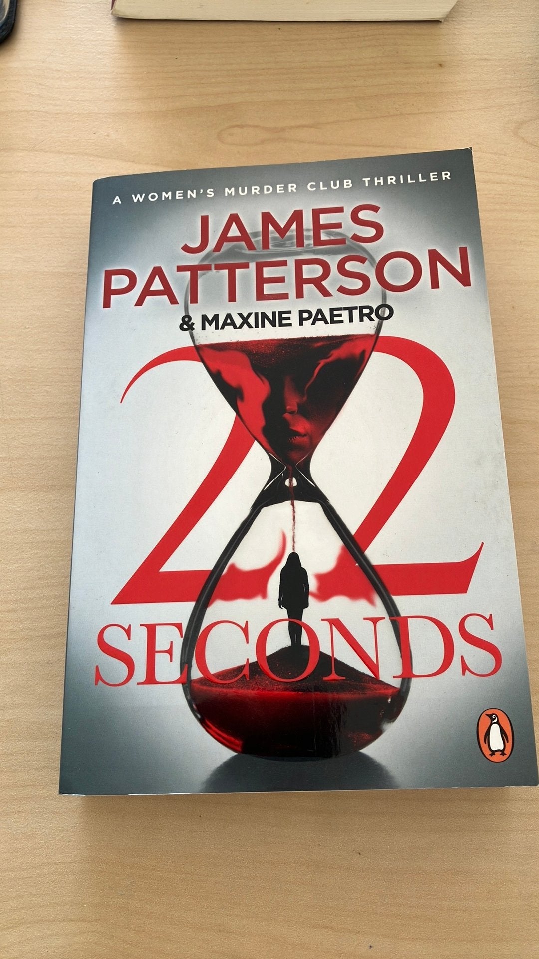 James Patterson 22 seconds, Ophalen, Zo goed als nieuw
