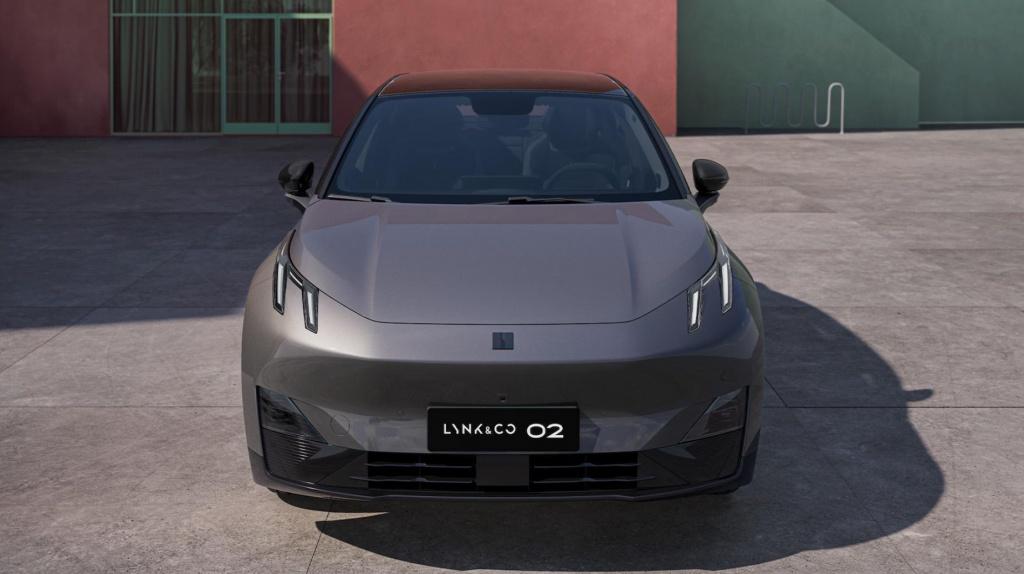 Lynk & Co 02 | CORE | Stoelverwarming | Achteruitrij camera, Auto's, Lynk & Co, Automaat, Zwart, 1795 kg, Nieuw