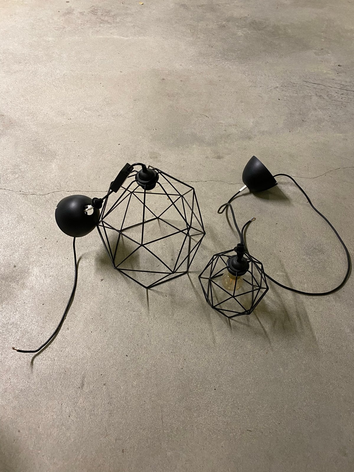 IKEA zwarte lampen set, groot en klein, Ophalen of Verzenden, Gebruikt, Metaal, E27 (groot)