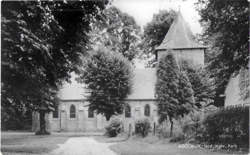 Kootwijk Nederlands Herv Kerk Oude Ansichtkaart (9836 ), Ophalen of Verzenden, 1940 tot 1960, Gelopen
