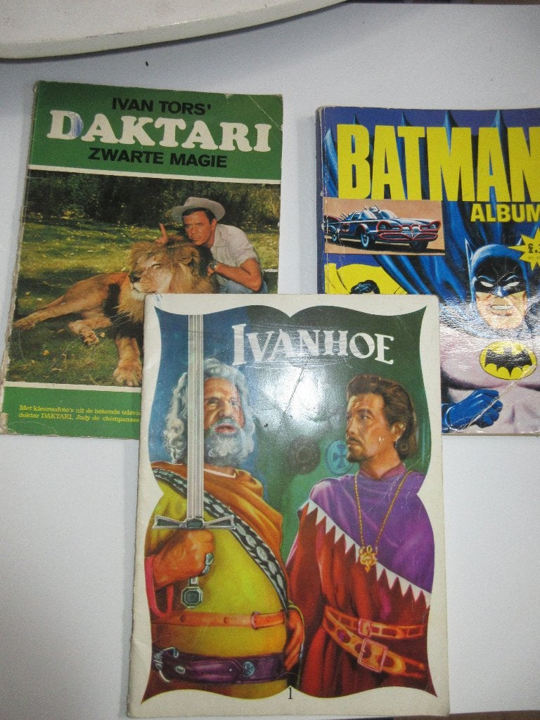 Oude boekjes Daktari Batman Ivanhoe, Boeken, Meerdere stripboeken, Ophalen of Verzenden, Gelezen