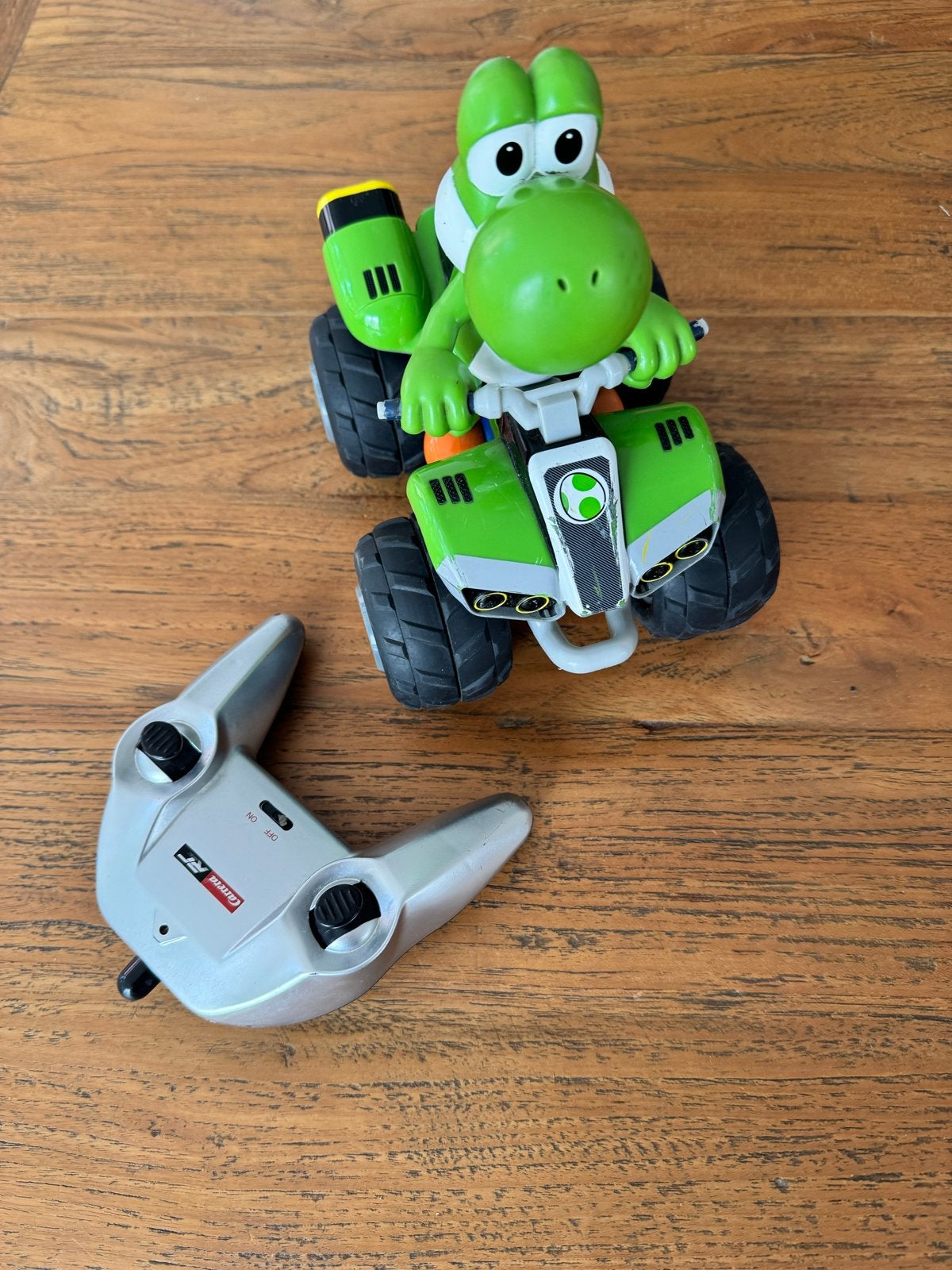 Joshi bestuurbare auto - Mario Kart Carrera RC, Ophalen of Verzenden, Gebruikt, Afstandsbediening