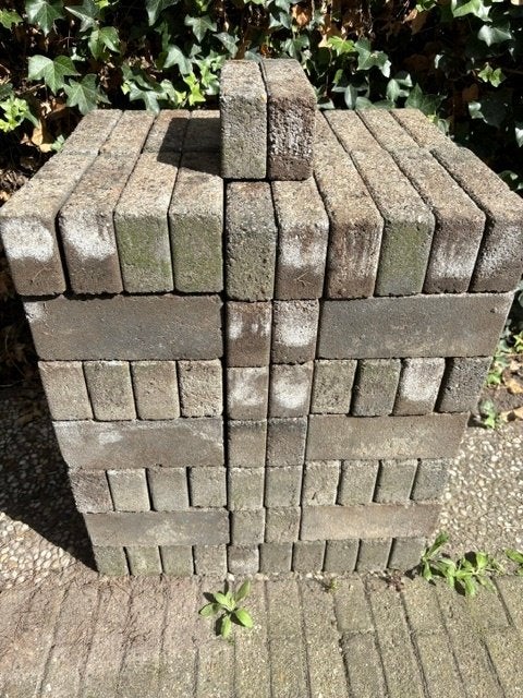Te koop: 2e hands waaltjes (142 stuks), Ophalen, Gebruikt, Klinkers, Minder dan 5 m²