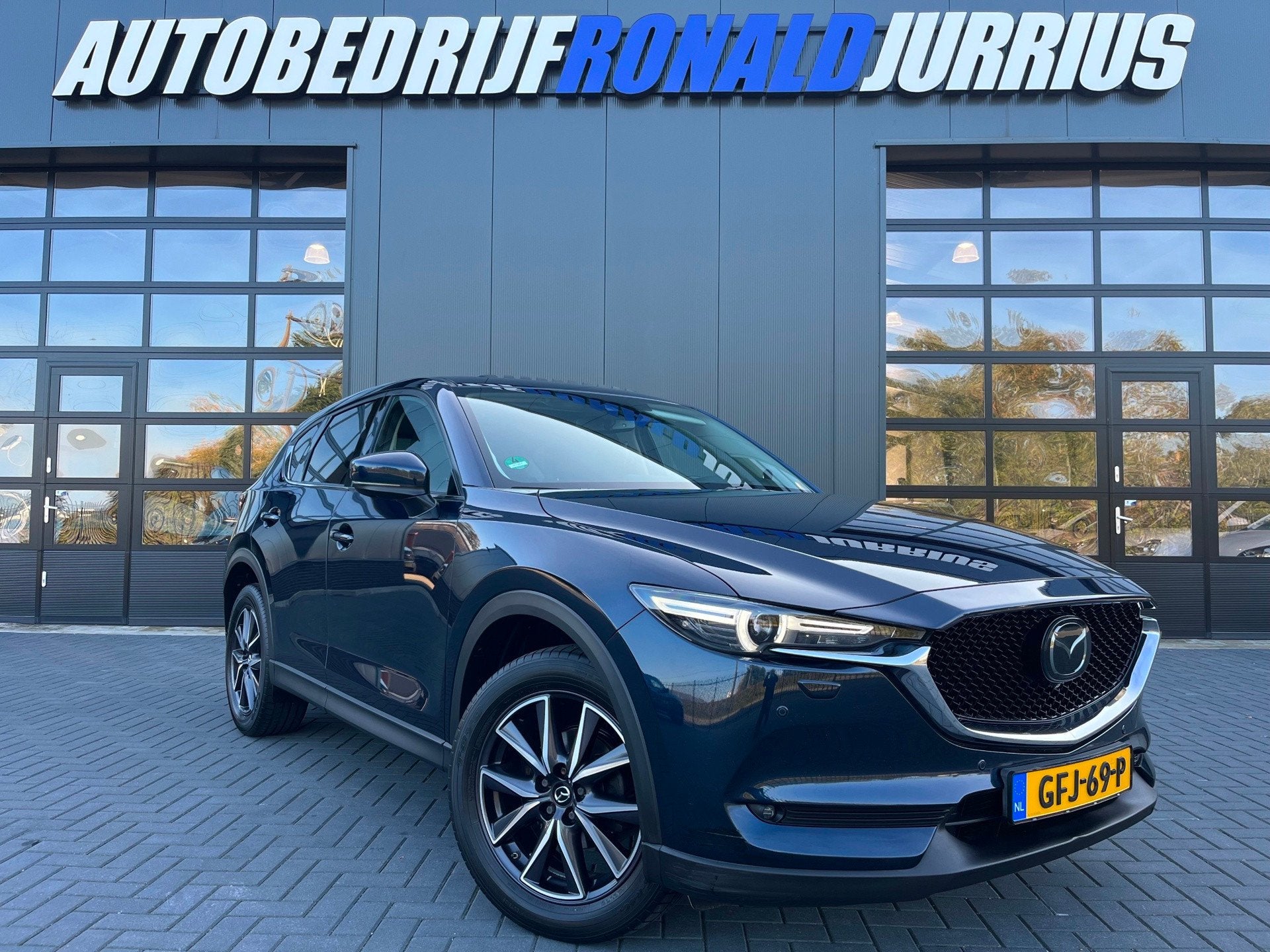 Mazda CX-5 2.5 SkyActiv-G 194 GT-M 4WD Full opties/Panoramad, Auto's, Dealer onderhouden, Gebruikt, 4 cilinders, 2000 kg