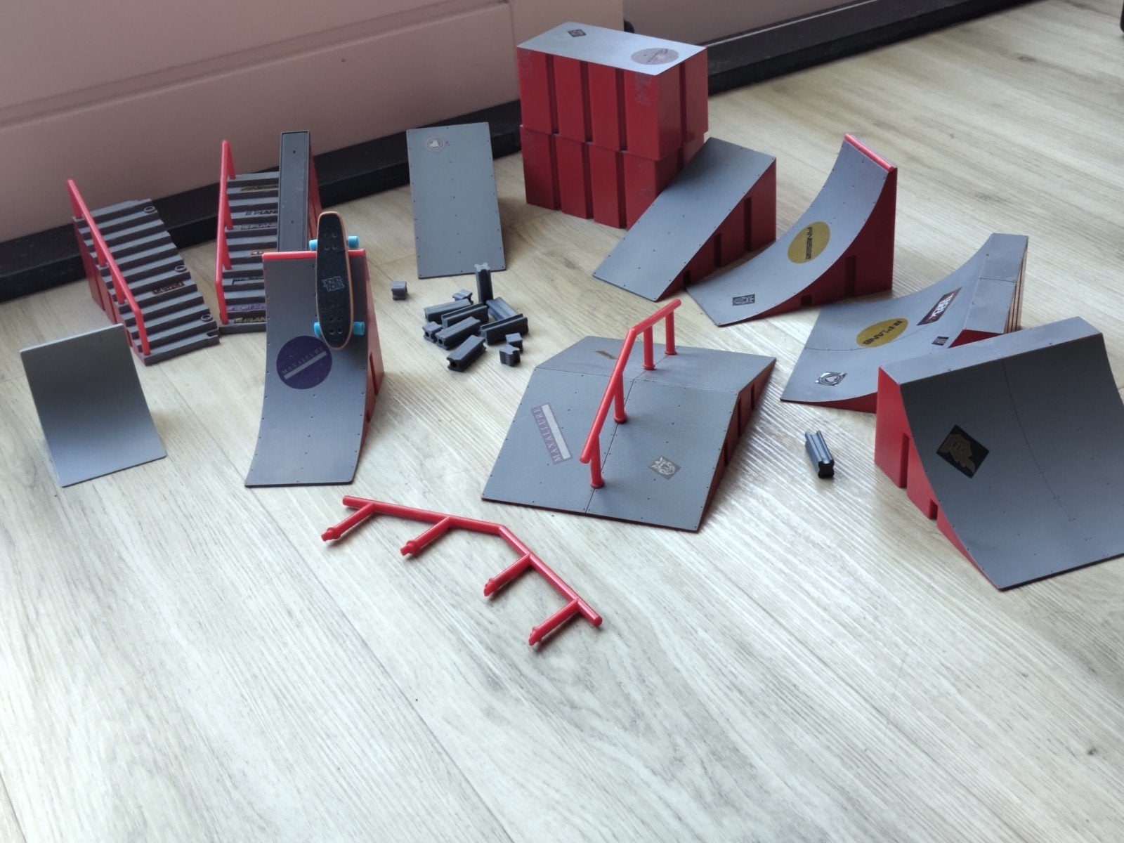 Grote partij Tech Deck fingerboard ramps en onderdelen, Ophalen, Gebruikt