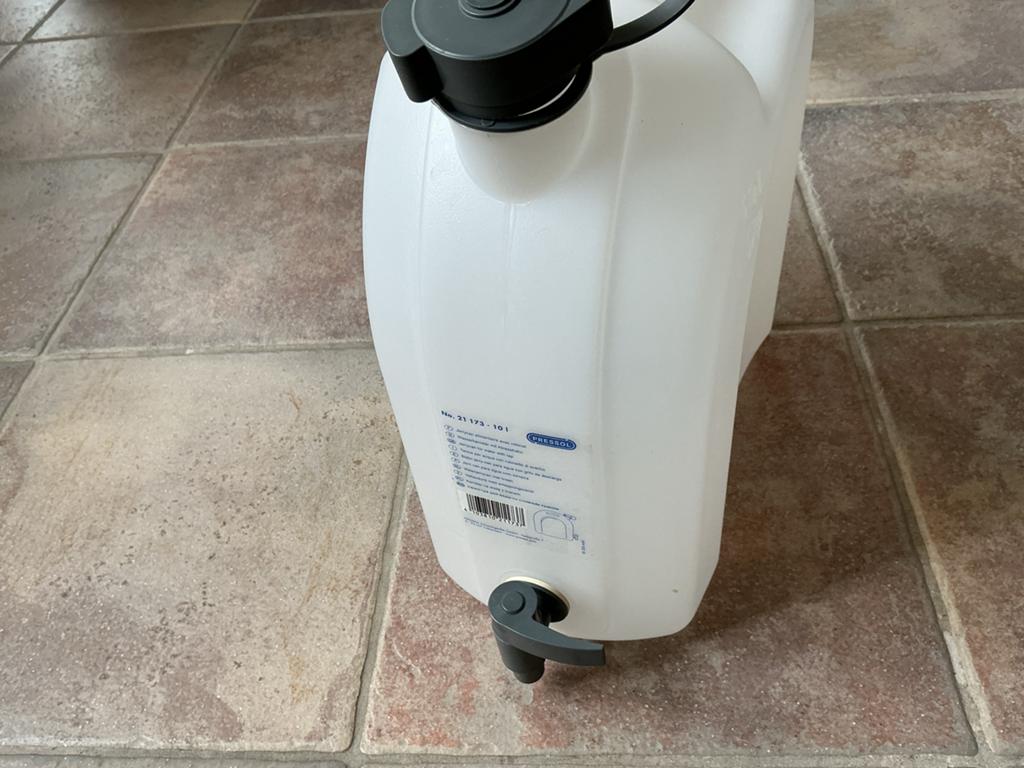 Nieuwe jerrycan met kraantje 10 liter, Ophalen, Nieuw