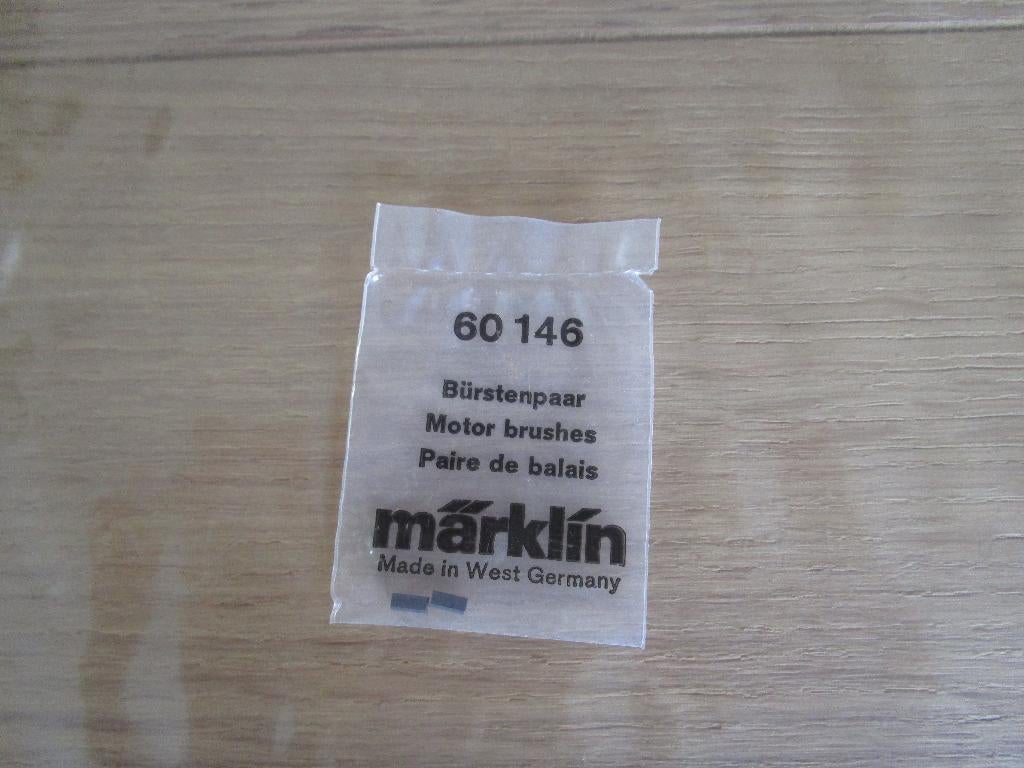Marklin 60146 setje koolborstels., Hobby en Vrije tijd, Wisselstroom, Gebruikt, Overige typen, Ophalen of Verzenden