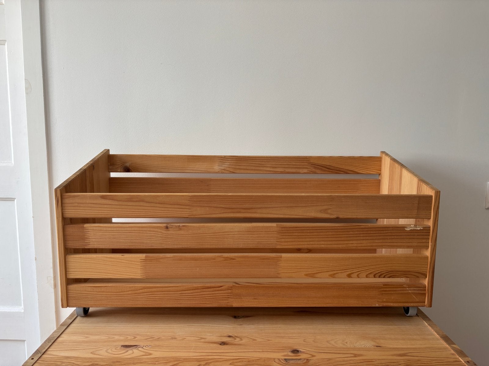 IKEA IVAR Opbergbak op wielen grenen 78x30cm - Zgan, Ophalen, Minder dan 50 cm, Zo goed als nieuw, 75 tot 100 cm