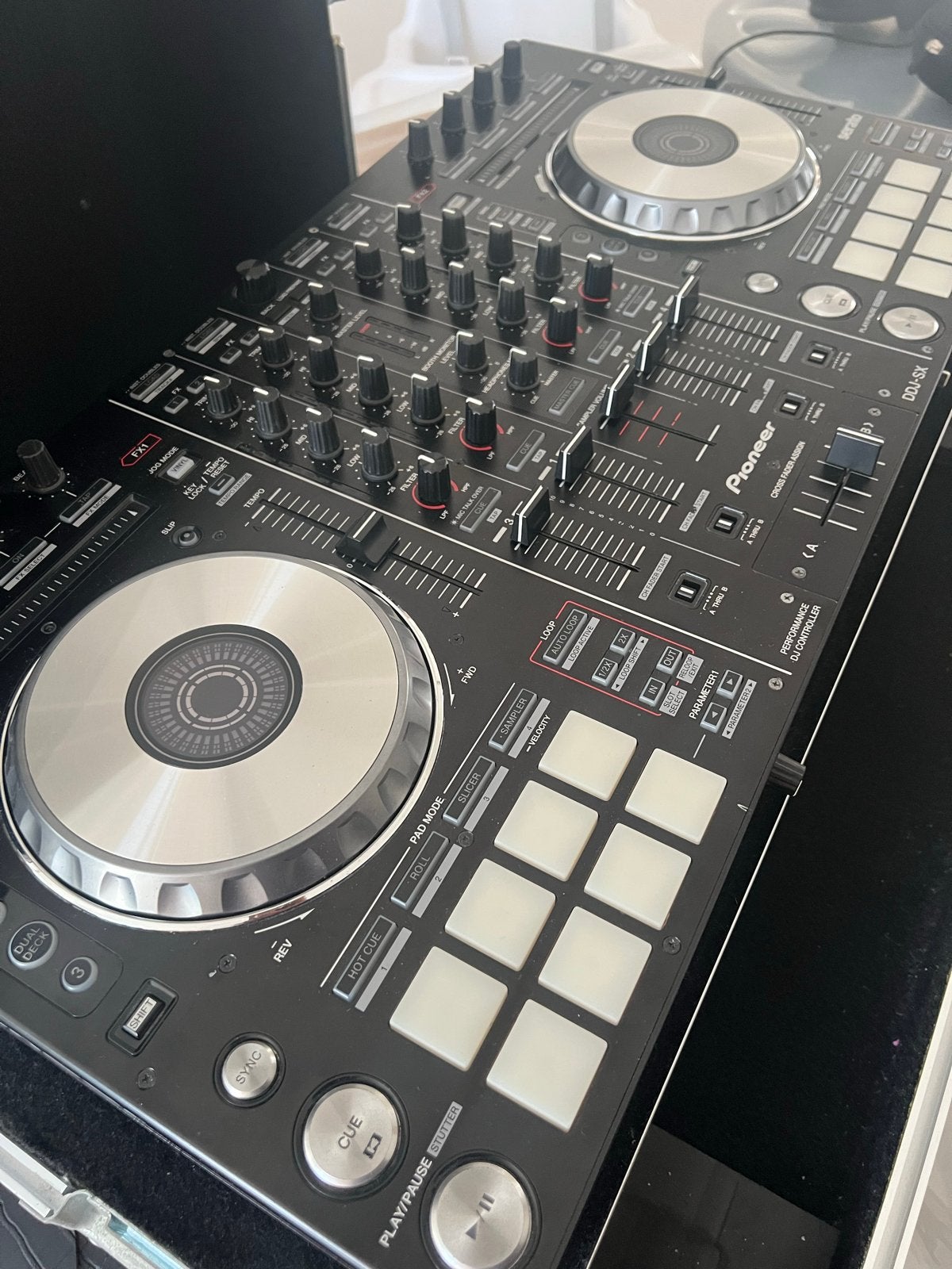 Pioneer DDJ-SX DJ-controller met flightcase, Ophalen of Verzenden, Gebruikt, Dj-set, Pioneer
