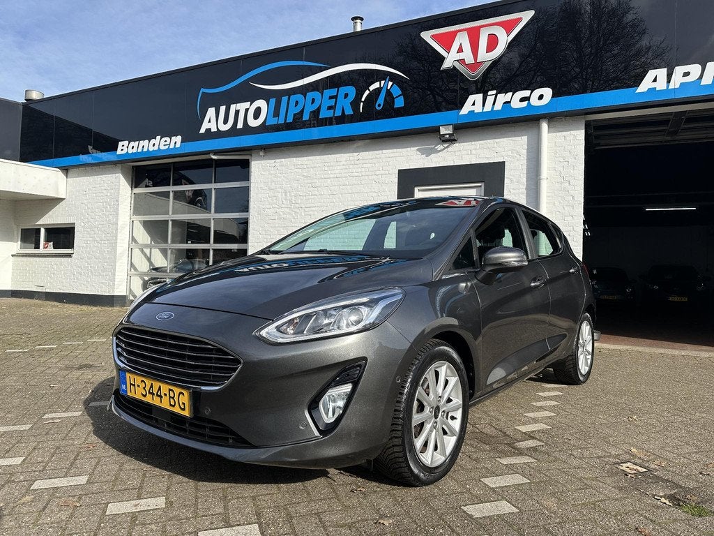 Ford Fiesta 1.0 EcoBoost Titanium /5 drs/camera/Nieuwe apk b, Voorwielaandrijving, Stof, Gebruikt, Euro 6