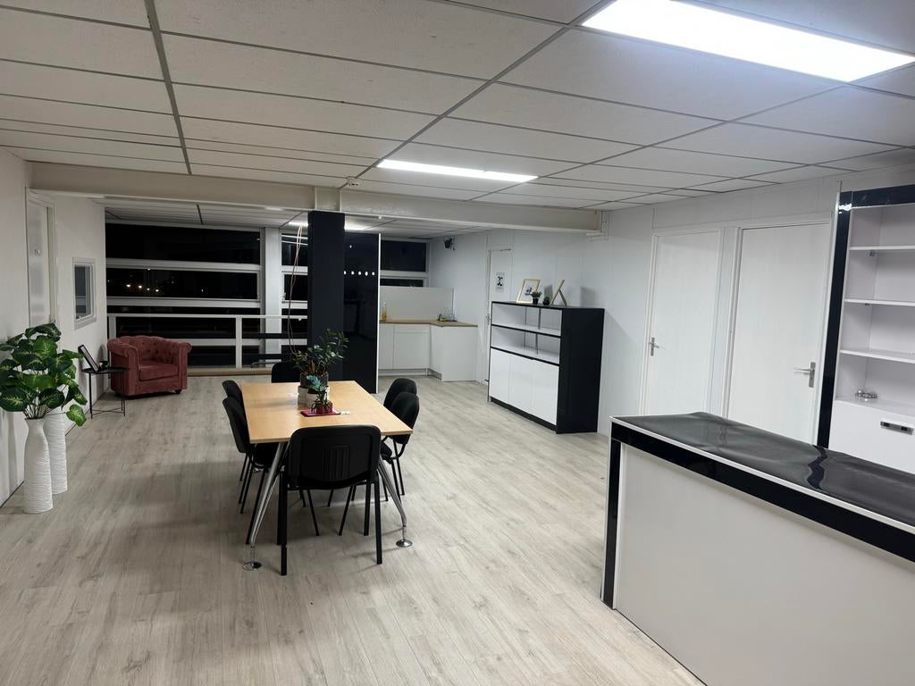 Te Huur Bedrijfsruimte Beauty/Nagel/Tattoo/Kapper Div, Zakelijke goederen, Bedrijfs Onroerend goed, Huur, Bedrijfsruimte