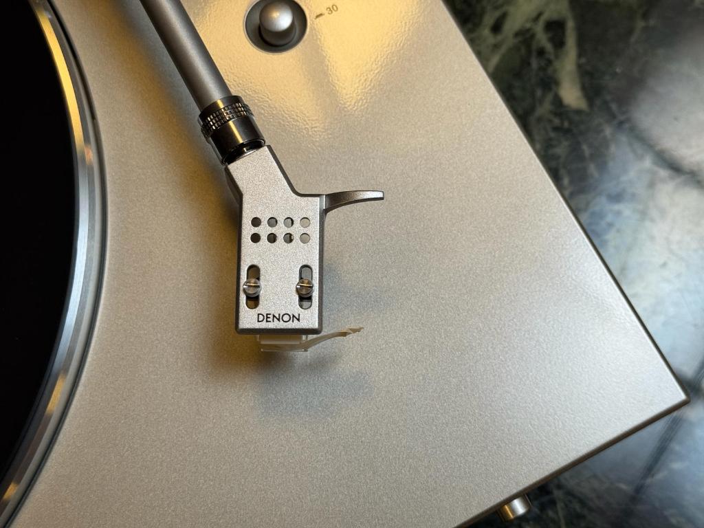 Denon DP-300F / B-stock model, Ophalen of Verzenden, Nieuw, Platenspeler, Overige merken