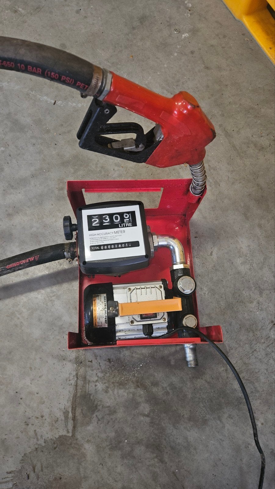 Brandstofpomp met meter en vulpistool - Goede staat, Ophalen