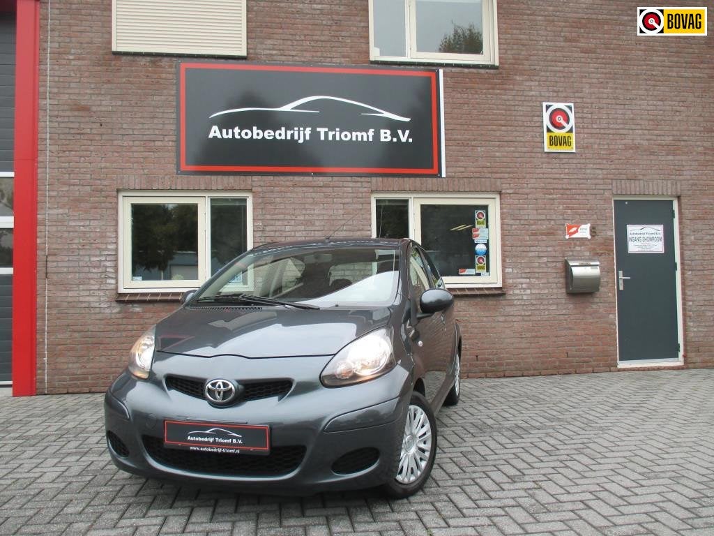 Toyota Aygo 12 maanden garantie..!, Voorwielaandrijving, Stof, Gebruikt, Met garantie (alle)
