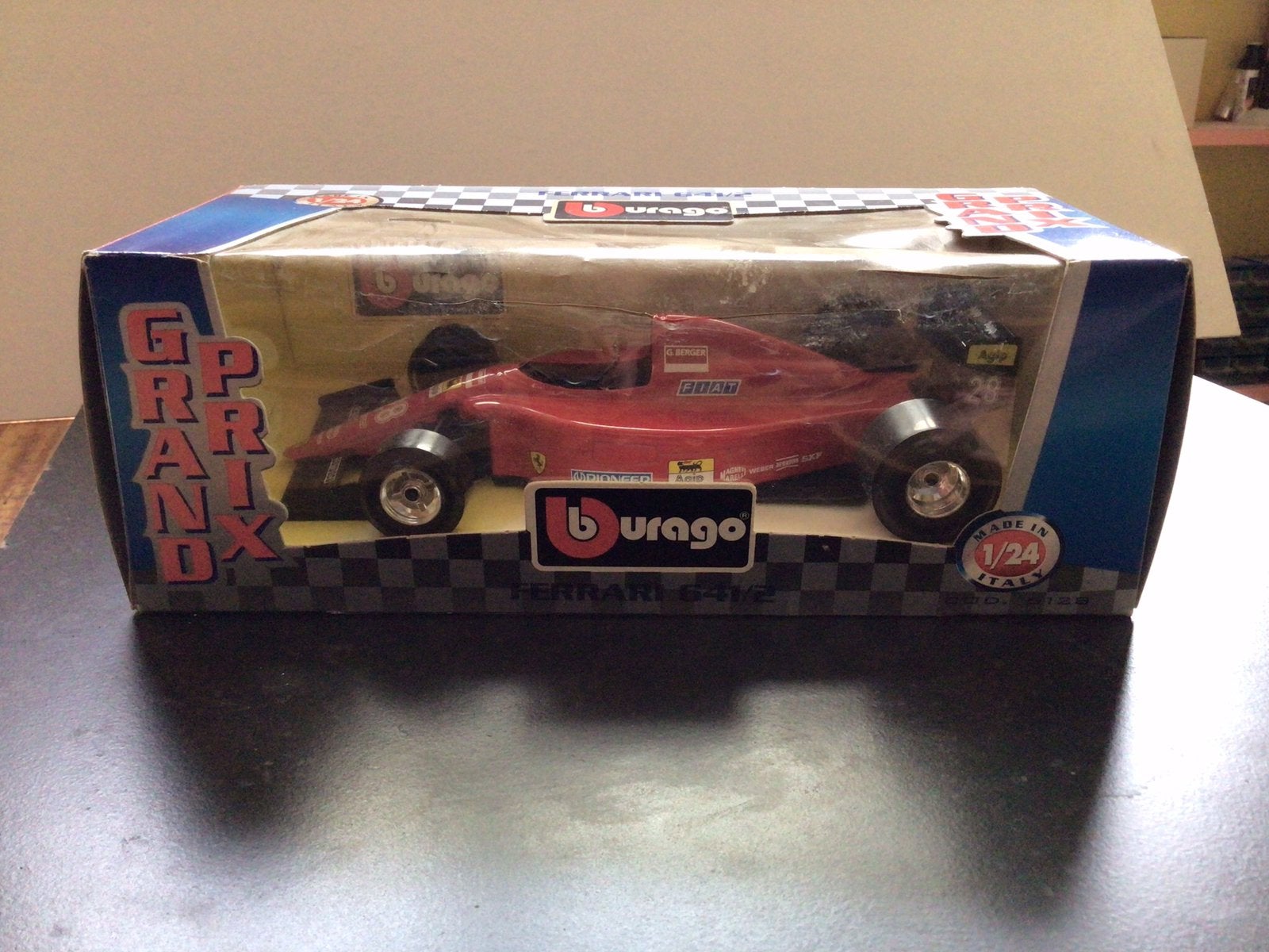 Burago sportauto 1:24, Ophalen of Verzenden, Zo goed als nieuw, Bburago