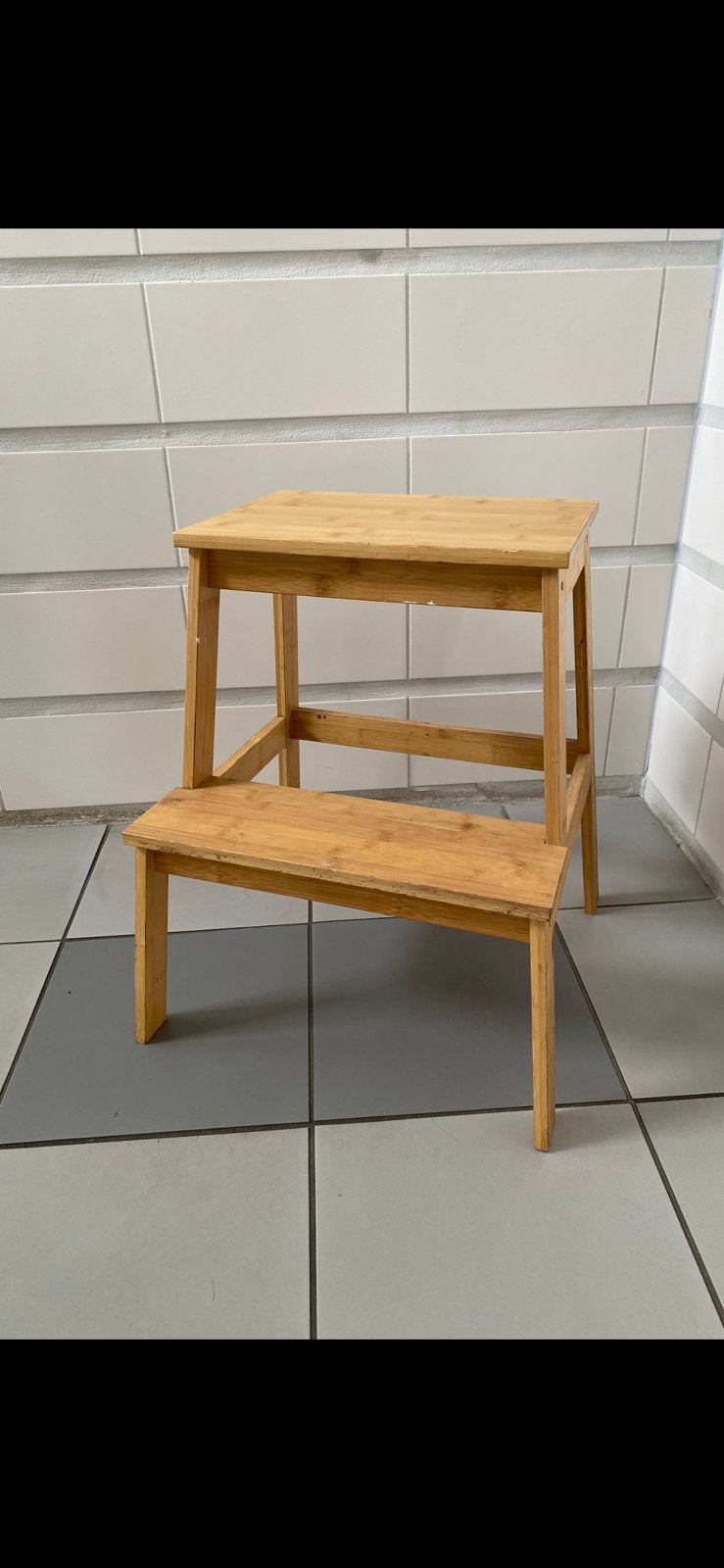 handige IKEA ‘TENHULT’ OPSTAPKRUK, Ophalen, Zo goed als nieuw, Hout