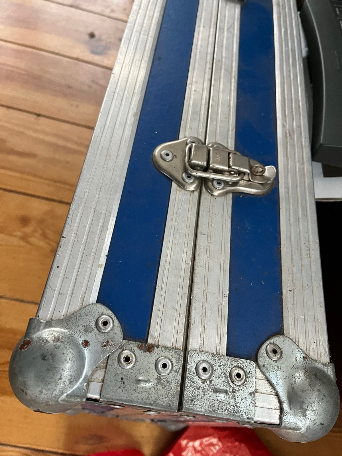 Stevige Flightcase - Blauw/Zilver, Ophalen, Gebruikt, Overige instrumenten, Flightcase