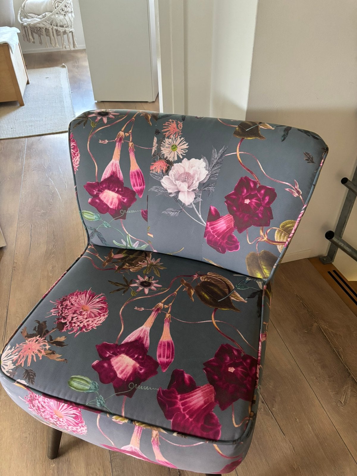 Bloemen stoel, Ophalen, Zo goed als nieuw, Eén
