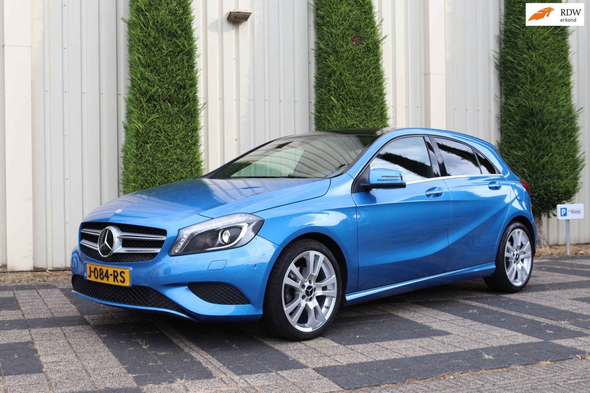 Mercedes-Benz A-klasse 180 Prestige Navi, Cam, Panoramdak, Voorwielaandrijving, Gebruikt, 4 cilinders, Blauw