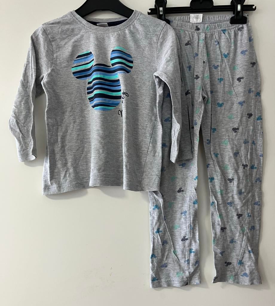 Nette Mickey Mouse Disney grijs pyjama maat 110/116, Ophalen of Verzenden, Zo goed als nieuw, Jongen, Nacht- of Onderkleding
